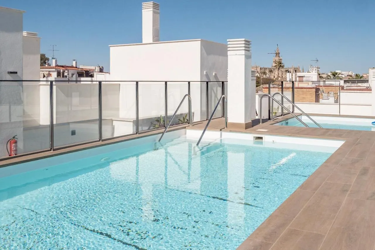 Modern With Swimming Pool- 2Bd 2Bth- Triana Apartment Seville